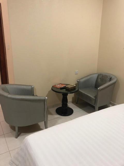 Hotel Safwt Aldyar Furnished Units à Abha Extérieur photo